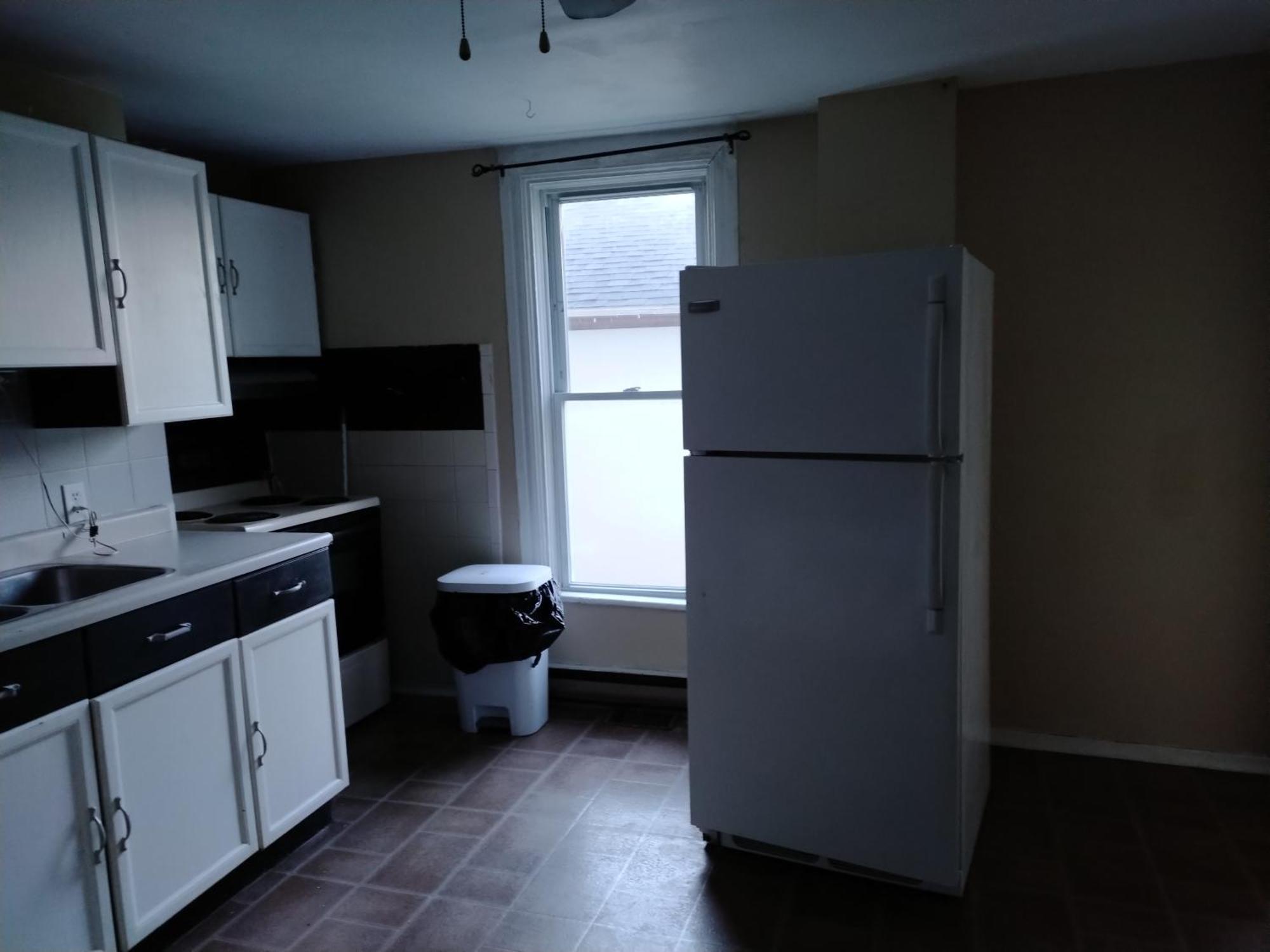 Cozy Downtown Two Bedrooms Free Parking Kingston Exterior foto